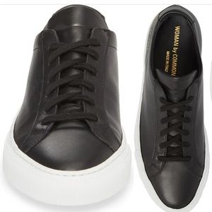 Women by common project black sneaker size 8